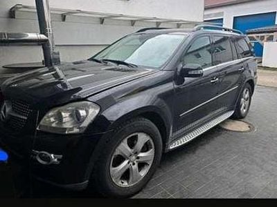 Schwarz Gebraucht 2008 Mercedes GL420 SUV | 13.000 € (Etwas zu teuer)