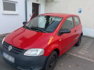 Gebraucht VW Fox 55 PS (40 kW) 2006 Rot Kleinwagen