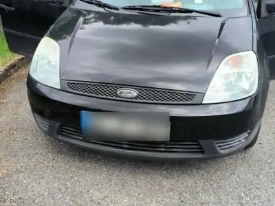 Gebraucht Ford Fiesta 69 PS (50 kW) 2003 Schwarz Kleinwagen