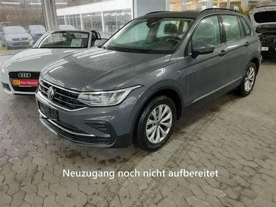 Gebraucht VW Tiguan Life 150 PS (110 kW) 2023 Grau SUV