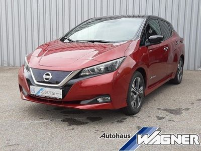 Gebraucht Nissan Leaf N-Connecta 110 kW (150 PS) 2020 Rot metallic Kleinwagen