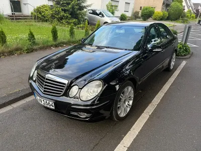 Gebraucht Mercedes E280 Avantgarde 231 PS (169 kW) 2006 Schwarz Limousine