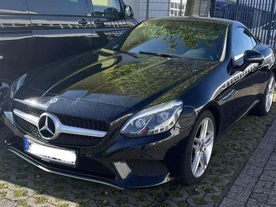 Second-hand Mercedes SLC180 156 CP (114 kW) 2018 Negru Cabrio