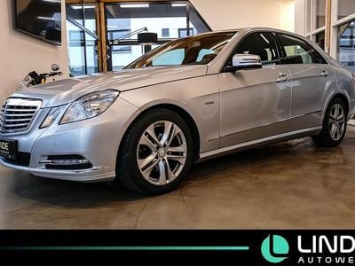 Silber Gebraucht 2011 Mercedes E200 Limousine | 7.990 € (Fairer Preis)