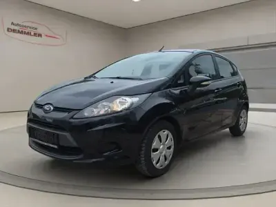 Używany Ford Fiesta Trend 82 KM (60 kW) 2012 Czarny Hatchback