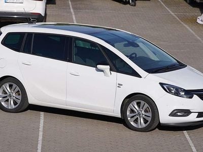 Usata Opel Zafira Life Business Edition 170 CV (125 kW) 2019 Bianco Monovolume