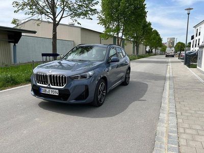 Grau Gebraucht 2022 BMW X1 Sport Line SUV | 34.200 €