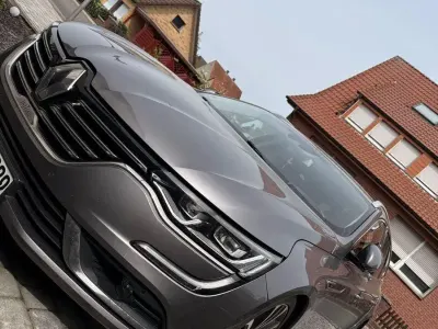 Usata Renault Talisman Initiale Paris 200 CV (147 kW) 2016 Grigio Station wagon