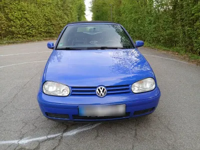 Gebraucht VW Golf 115 PS (84 kW) 2000 Blau Cabrio