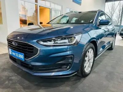 Gebraucht Ford Focus Cool & Connect 120 PS (88 kW) 2022 Chromablau metallic Kombi