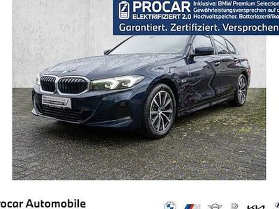 Blau Gebraucht 2022 BMW 320e Sport Line Limousine | 28.980 € (Fairer Preis)
