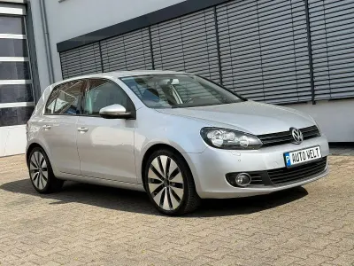 Gebraucht VW Golf VI Highline 122 PS (89 kW) 2009 Silber Kleinwagen
