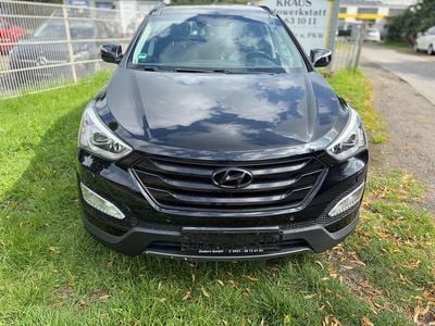 Hyundai Grand Santa Fe