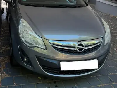 Gebraucht Opel Corsa Color Edition 87 PS (63 kW) 2012 Grau Kleinwagen