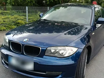 Gebraucht BMW 116 122 PS (89 kW) 2011 Blau Kleinwagen