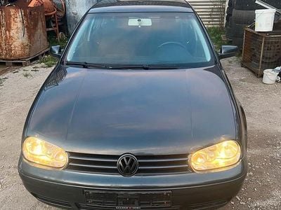 Usata VW Golf IV 110 CV (80 kW) 2003 Utilitaria