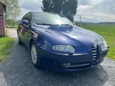 Gebraucht Alfa Romeo 147 120 PS (88 kW) 2001 Blau Kleinwagen