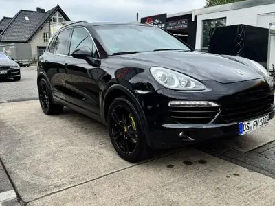 Gebraucht Porsche Cayenne Diesel 245 PS (180 kW) 2011 Schwarz SUV