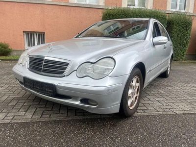 Mercedes C180
