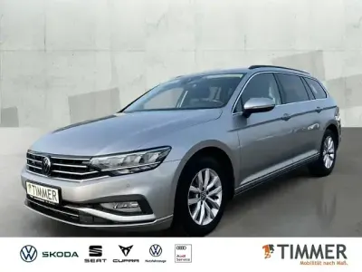 Używany VW Passat Business 150 KM (110 kW) 2022 Srebrny Kombi