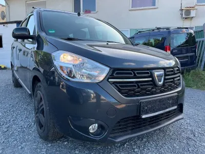 Gebraucht Dacia Lodgy 116 PS (85 kW) 2020 Grau Van / Kleinbus