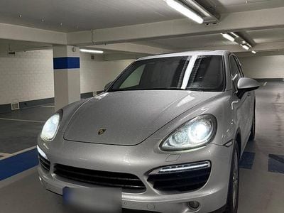 Silber Gebraucht 2012 Porsche Cayenne SUV | 20.000 € (Fairer Preis)