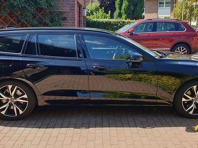 Gebraucht Volvo V60 R-Design 250 PS (183 kW) 2020 Schwarz Kombi