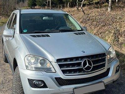 Begagnad Mercedes ML320 224 HK (164 kW) 2009 Silver SUV