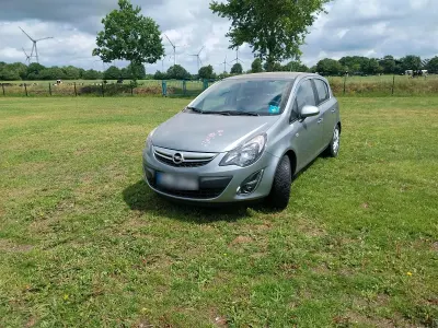 Gebraucht Opel Corsa 84 PS (61 kW) 2014 Kleinwagen