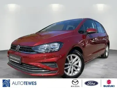 Gebraucht VW Golf VII Comfortline 131 PS (96 kW) 2019 Rot