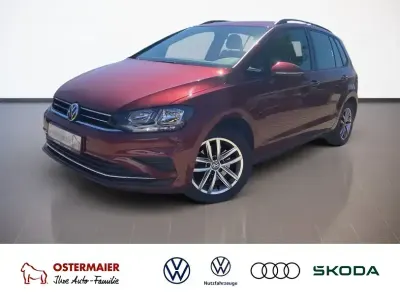 Gebraucht VW Golf VII Comfortline 131 PS (96 kW) 2018 Rot Limousine