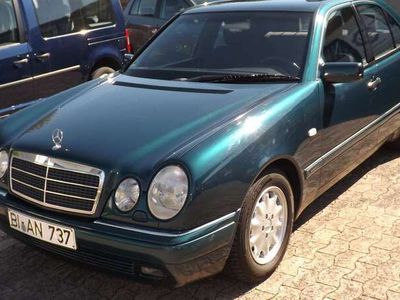 gebraucht Mercedes E230 Elegance // Xenon // Youngtimer // Winterpreis //