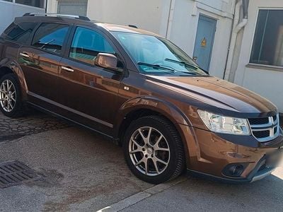 Second-hand Fiat Freemont 170 CP (125 kW) 2012 Maro SUV