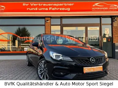 Gebraucht Opel Astra 122 PS (89 kW) 2020 Schwarz Limousine