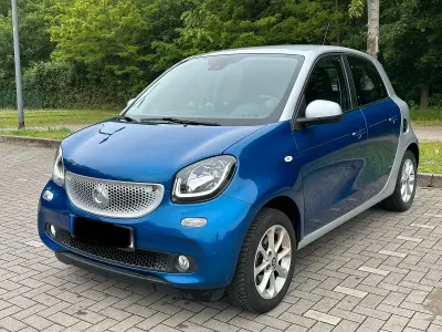 Usata Smart ForFour 71 CV (52 kW) 2016 Blu Utilitaria