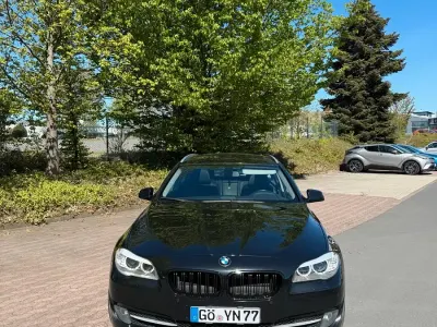 Gebraucht BMW 525 204 PS (150 kW) 2010 Schwarz Kleinwagen