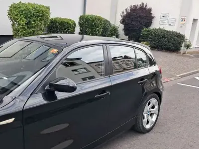 Gebraucht BMW 120 177 PS (130 kW) 2007 Schwarz Kleinwagen