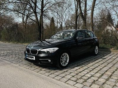 Gebraucht BMW 116 109 PS (80 kW) 2015 Schwarz Kleinwagen