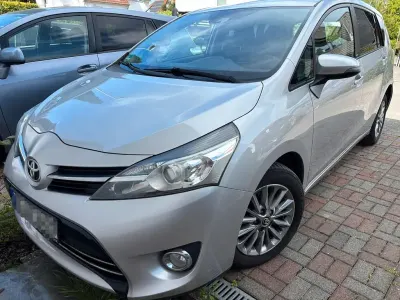 Brugt Toyota Verso 111 HK (81 kW) 2016 Sølv MPV