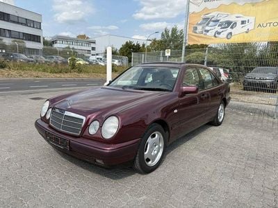 Mercedes E230