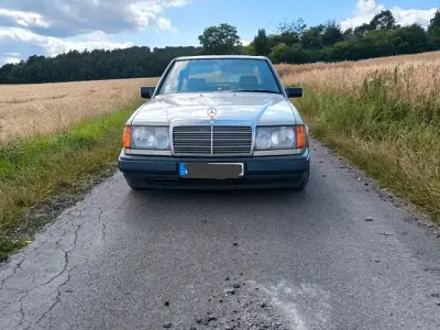 Gebraucht Mercedes 200 118 PS (86 kW) 1989 Limousine