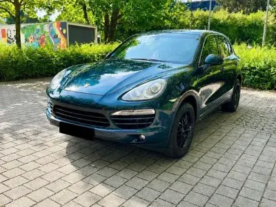 Gebraucht Porsche Cayenne Diesel 245 PS (180 kW) 2012 Blau SUV