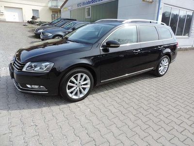 Gebraucht VW Passat Highline 140 PS (102 kW) 2013 Deep black perleffekt Kombi