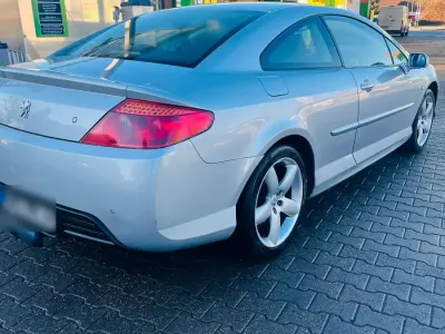 Gebraucht Peugeot 407 Coupe 204 PS (150 kW) 2007 Silber Coupé