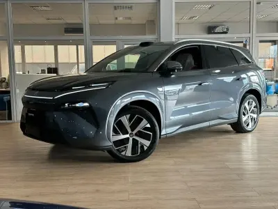 Occasion BYD Tang 544 ch (400 kW) 2025 Gris SUV