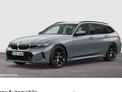 Grau Gebraucht 2024 BMW 330 M Sport Kombi | 47.990 € (Guter Preis)