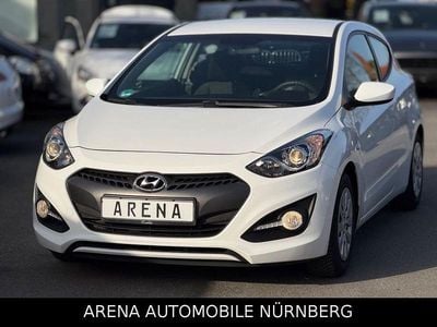 Gebraucht Hyundai i30 110 PS (80 kW) 2015 Weiß Coupé