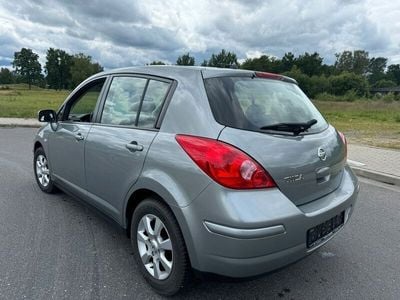 Gebraucht Nissan Tiida Acenta 110 PS (80 kW) 2008 Grau Limousine