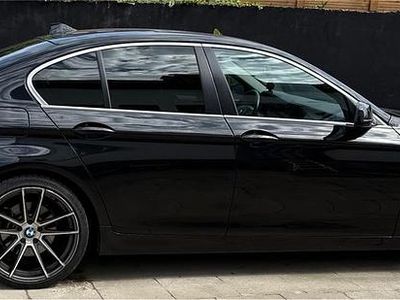 Second-hand BMW 525 218 CP (160 kW) 2011 Negru Berlinǎ