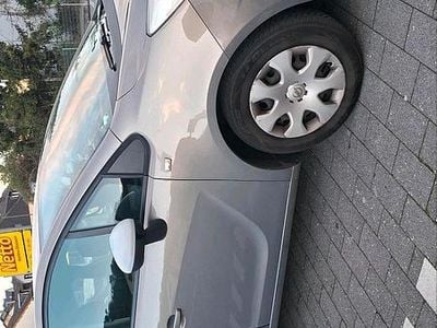 Usata Opel Meriva 101 CV (74 kW) 2011 Grigio Monovolume